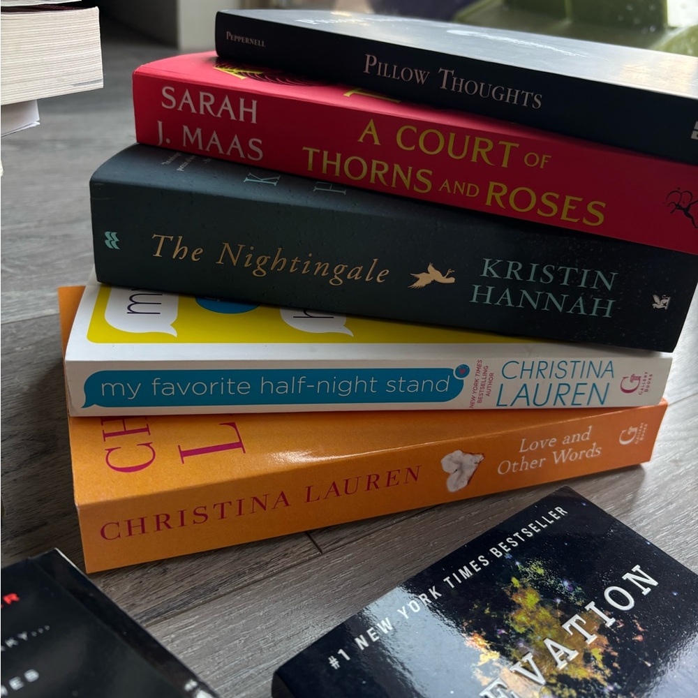 MASSIVE BOOK BUNDLE - Picture 4 of 7